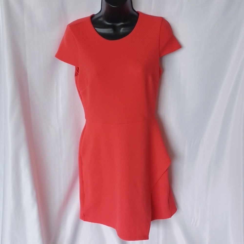 Bebe Pink/Coral Textured Dress, lined